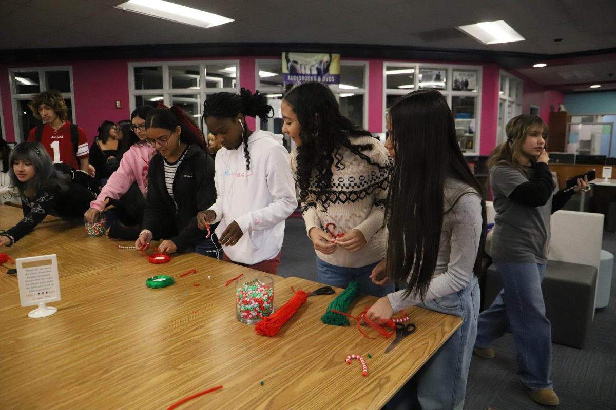 Student council hosts candy cane ornament making