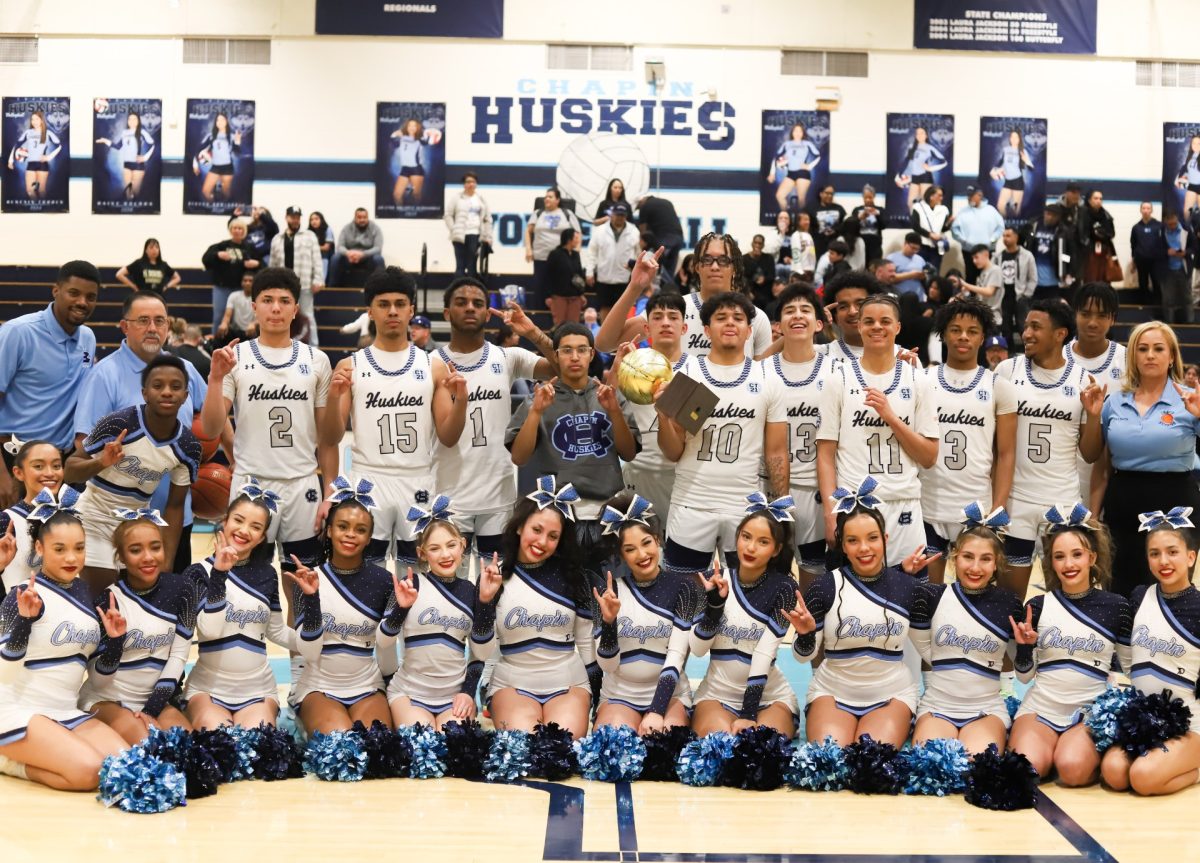 Boys basketball wins bi-district championship